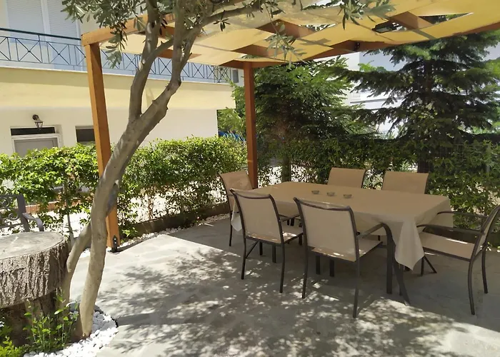 Amalia Bay Tatil Evi Nea Iraklitsa